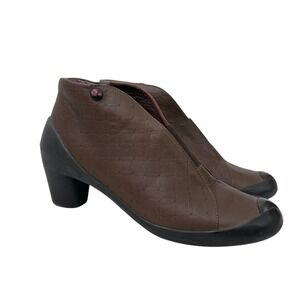 CAMPER Brown Heeled Leather Ankle Boots Chunky Heel Round Toe Booties‎ Size 36